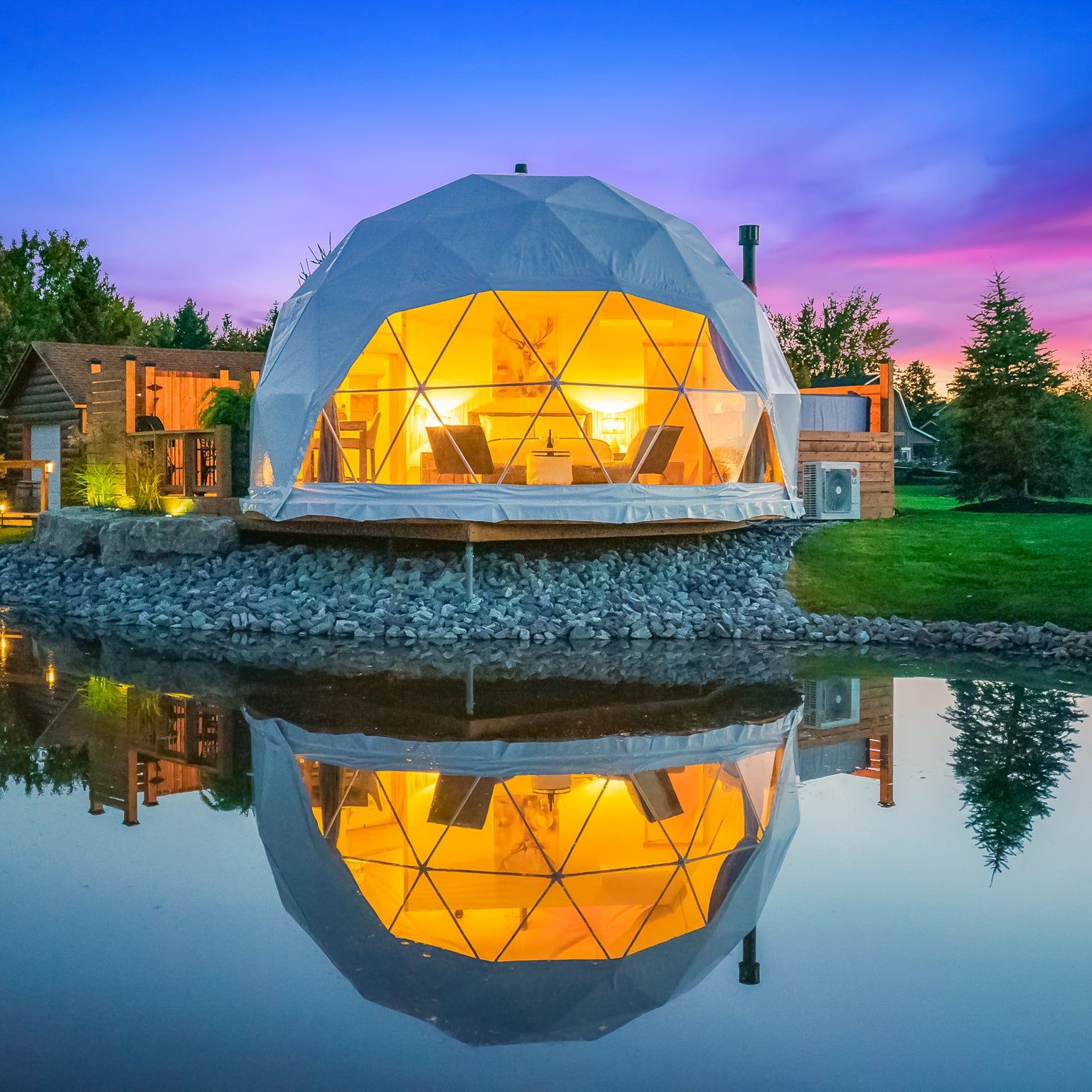 Geodesic Dome Manor greenhouse - Outdoor Furniture Hotel のレビューと価格