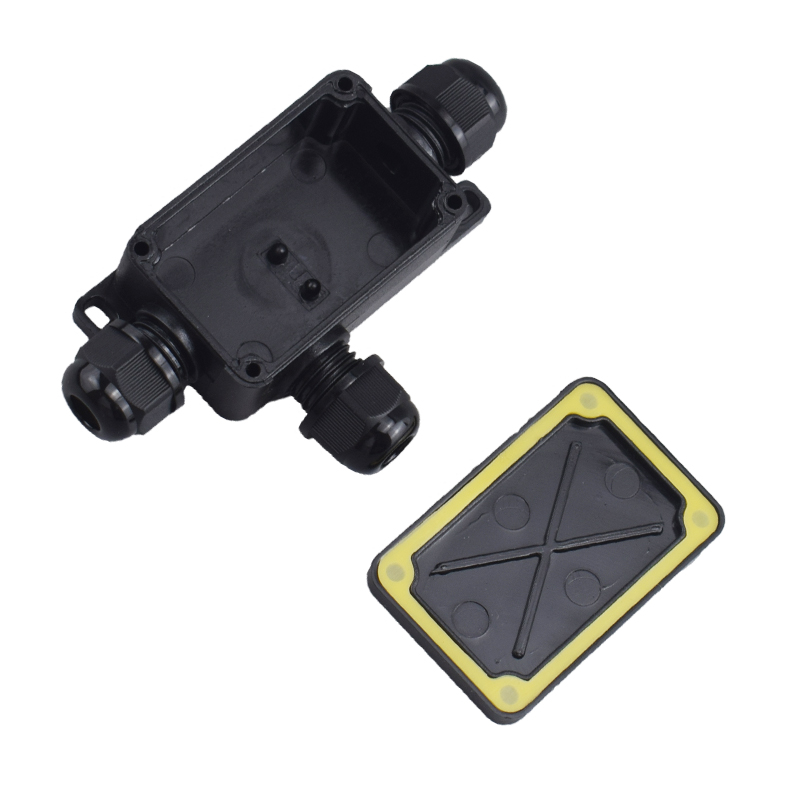 3 Way Outdoor Waterproof IP66  - Outdoor Furniture Outlet のレビューと価格